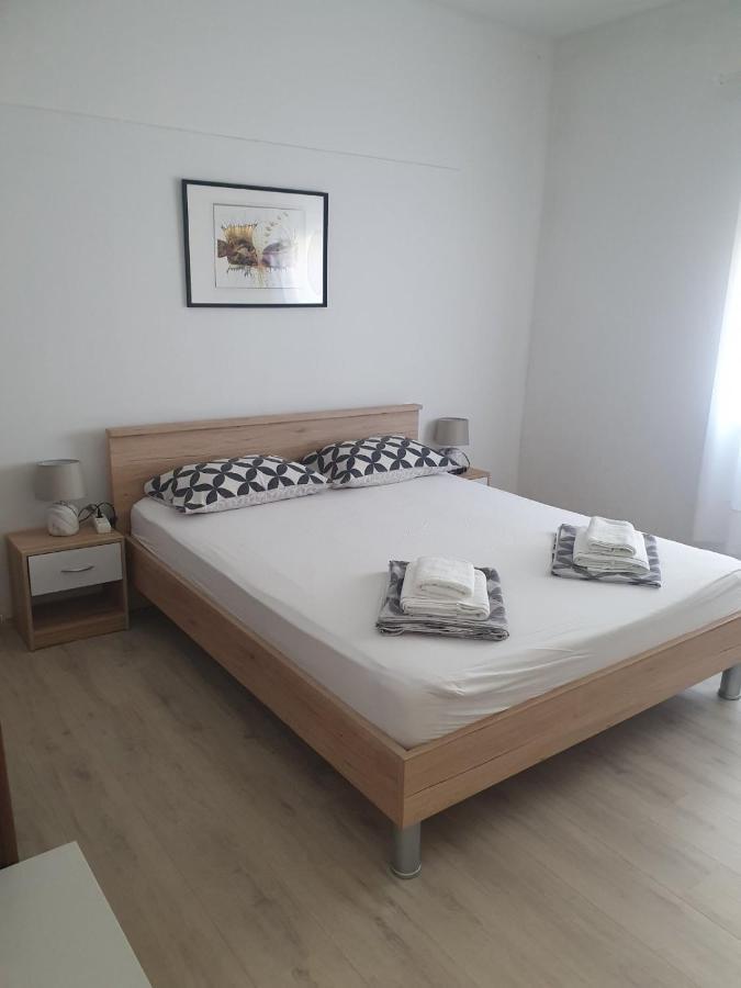Apartment Sandra Zara Esterno foto